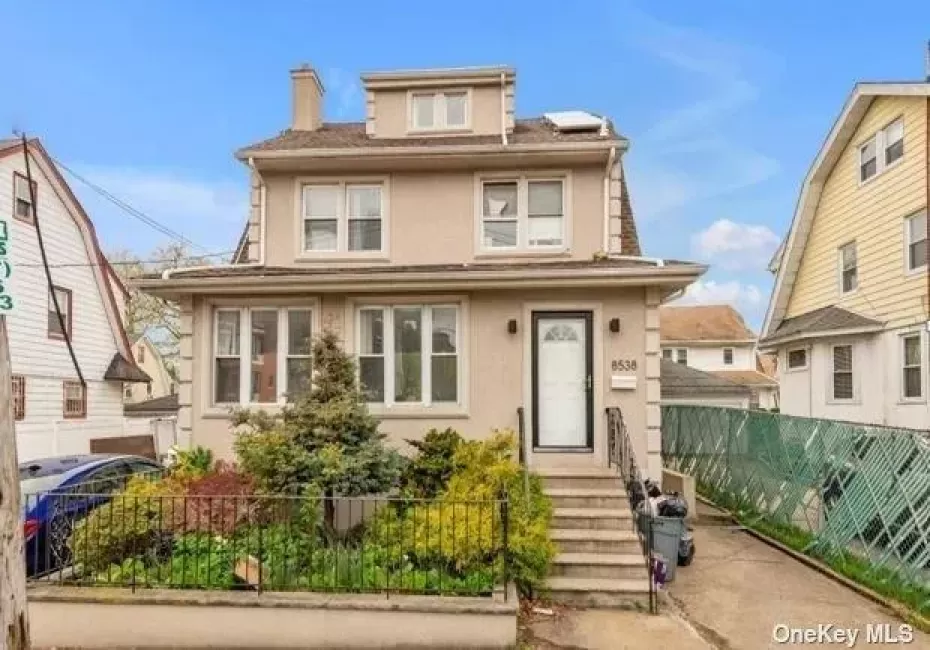 85-38 Homelawn Street, New York, NY, 6 Bedrooms Bedrooms, 8 Rooms Rooms,3 BathroomsBathrooms,Residential,For Rent,Homelawn,0,L3472686 85-38 Homelawn Street, New York, NY, 6 Bedrooms Bedrooms, 8 Rooms Rooms,3 BathroomsBathrooms,Residential,For Rent,Homelawn,0,L3472686
