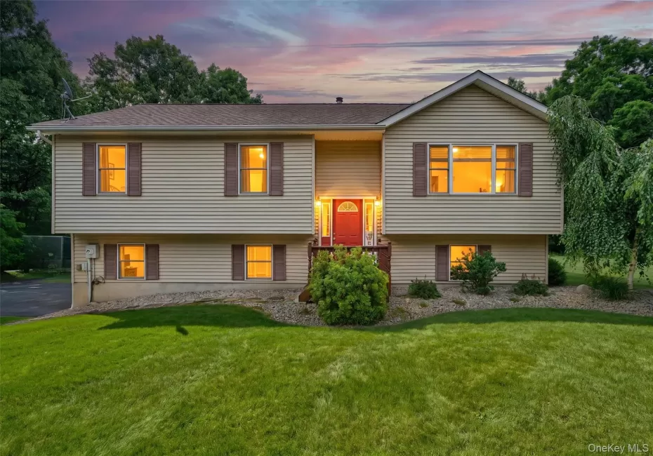 1019 Benjamin Vankeuren Drive, Shawangunk, NY, 3 Bedrooms Bedrooms, 11 Rooms Rooms,2 BathroomsBathrooms,Residential,For Rent,Benjamin Vankeuren,0,1010277 1019 Benjamin Vankeuren Drive, Shawangunk, NY, 3 Bedrooms Bedrooms, 11 Rooms Rooms,2 BathroomsBathrooms,Residential,For Rent,Benjamin Vankeuren,0,1010277