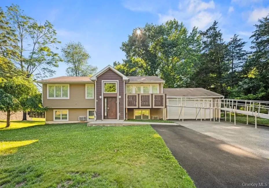 31 Beckett Court, Ramapo, NY, 5 Bedrooms Bedrooms, 10 Rooms Rooms,4 BathroomsBathrooms,Residential,For Rent,Beckett,0,1017458 31 Beckett Court, Ramapo, NY, 5 Bedrooms Bedrooms, 10 Rooms Rooms,4 BathroomsBathrooms,Residential,For Rent,Beckett,0,1017458