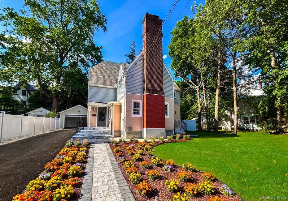 9 Watkins Place, New Rochelle, NY, 4 Bedrooms Bedrooms, 13 Rooms Rooms,3 BathroomsBathrooms,Residential,For Rent,Watkins,0,1018732 9 Watkins Place, New Rochelle, NY, 4 Bedrooms Bedrooms, 13 Rooms Rooms,3 BathroomsBathrooms,Residential,For Rent,Watkins,0,1018732