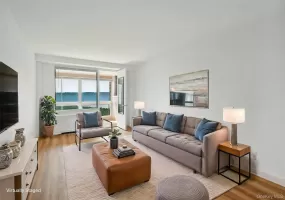 4705 Henry Hudson Parkway, New York, NY, 1 Bedroom Bedrooms, 6 Rooms Rooms,1 BathroomBathrooms,Residential,For Rent,Parkway,0,1019363 4705 Henry Hudson Parkway, New York, NY, 1 Bedroom Bedrooms, 6 Rooms Rooms,1 BathroomBathrooms,Residential,For Rent,Parkway,0,1019363