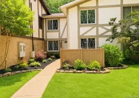 225 Skyline Drive, Brookhaven, NY, 3 Bedrooms Bedrooms, 6 Rooms Rooms,1 BathroomBathrooms,Residential,For Rent,Skyline,0,1015451 225 Skyline Drive, Brookhaven, NY, 3 Bedrooms Bedrooms, 6 Rooms Rooms,1 BathroomBathrooms,Residential,For Rent,Skyline,0,1015451