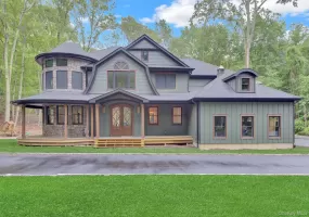 301 Old Mill Road, Smithtown, NY, 6 Bedrooms Bedrooms, 10 Rooms Rooms,4 BathroomsBathrooms,Residential,For Rent,Old Mill,0,1019623 301 Old Mill Road, Smithtown, NY, 6 Bedrooms Bedrooms, 10 Rooms Rooms,4 BathroomsBathrooms,Residential,For Rent,Old Mill,0,1019623