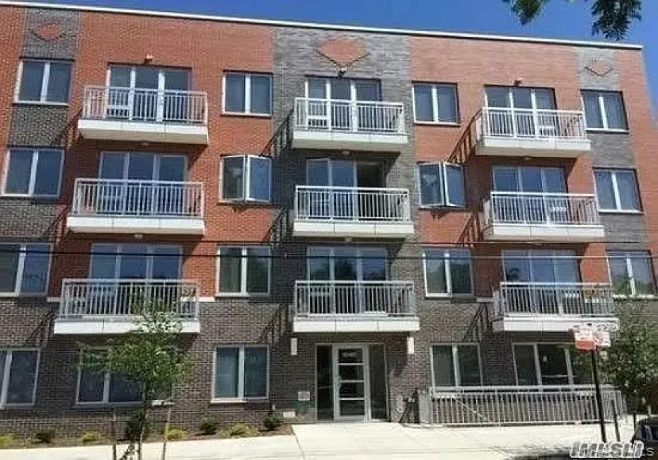 3215 Leavitt Street, New York, NY, 2 Rooms Rooms,1 BathroomBathrooms,Residential,For Rent,Leavitt,0,1019775 3215 Leavitt Street, New York, NY, 2 Rooms Rooms,1 BathroomBathrooms,Residential,For Rent,Leavitt,0,1019775