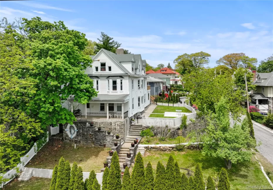 21 Wendover Road, Yonkers, NY, 7 Bedrooms Bedrooms, 13 Rooms Rooms,4 BathroomsBathrooms,Residential,For Rent,Wendover,0,1019872 21 Wendover Road, Yonkers, NY, 7 Bedrooms Bedrooms, 13 Rooms Rooms,4 BathroomsBathrooms,Residential,For Rent,Wendover,0,1019872