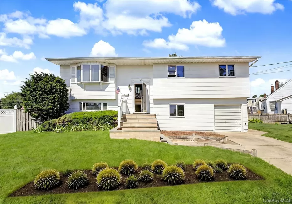 14 Laurel Place, Hempstead, NY, 5 Bedrooms Bedrooms, 7 Rooms Rooms,2 BathroomsBathrooms,Residential,For Rent,Laurel,0,1019900 14 Laurel Place, Hempstead, NY, 5 Bedrooms Bedrooms, 7 Rooms Rooms,2 BathroomsBathrooms,Residential,For Rent,Laurel,0,1019900