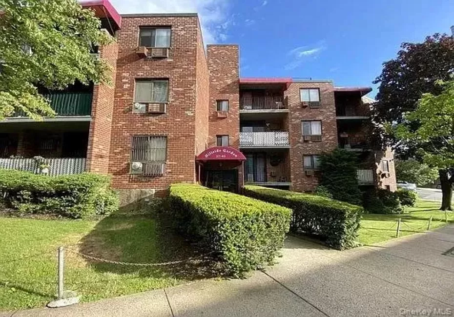 5745 74th Street, New York, NY, 1 Bedroom Bedrooms, 3 Rooms Rooms,1 BathroomBathrooms,Residential Lease,For Rent,74th,0,1019917 5745 74th Street, New York, NY, 1 Bedroom Bedrooms, 3 Rooms Rooms,1 BathroomBathrooms,Residential Lease,For Rent,74th,0,1019917