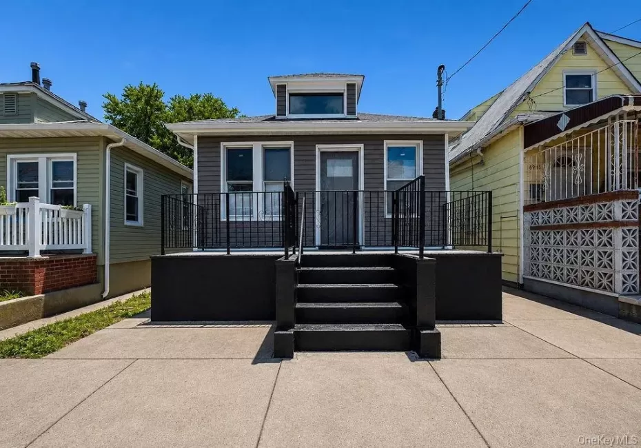 69-39 Elizabeth Avenue, New York, NY, 3 Bedrooms Bedrooms, 7 Rooms Rooms,2 BathroomsBathrooms,Residential,For Rent,Elizabeth,0,1019279 69-39 Elizabeth Avenue, New York, NY, 3 Bedrooms Bedrooms, 7 Rooms Rooms,2 BathroomsBathrooms,Residential,For Rent,Elizabeth,0,1019279