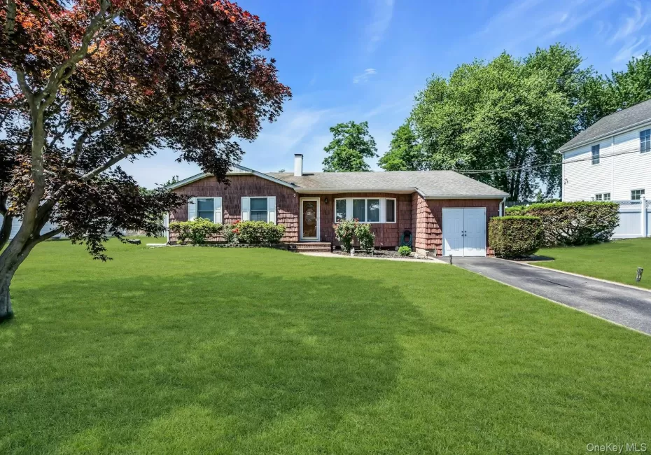15 Duel Drive, Islip, NY, 5 Bedrooms Bedrooms, 11 Rooms Rooms,2 BathroomsBathrooms,Residential,For Rent,Duel,0,1016828 15 Duel Drive, Islip, NY, 5 Bedrooms Bedrooms, 11 Rooms Rooms,2 BathroomsBathrooms,Residential,For Rent,Duel,0,1016828