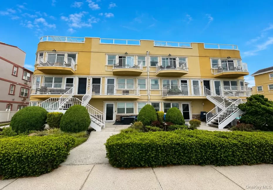 101-06 Shore Front Parkway, New York, NY, 2 Bedrooms Bedrooms, 6 Rooms Rooms,2 BathroomsBathrooms,Residential,For Rent,Shore Front,0,1019868 101-06 Shore Front Parkway, New York, NY, 2 Bedrooms Bedrooms, 6 Rooms Rooms,2 BathroomsBathrooms,Residential,For Rent,Shore Front,0,1019868