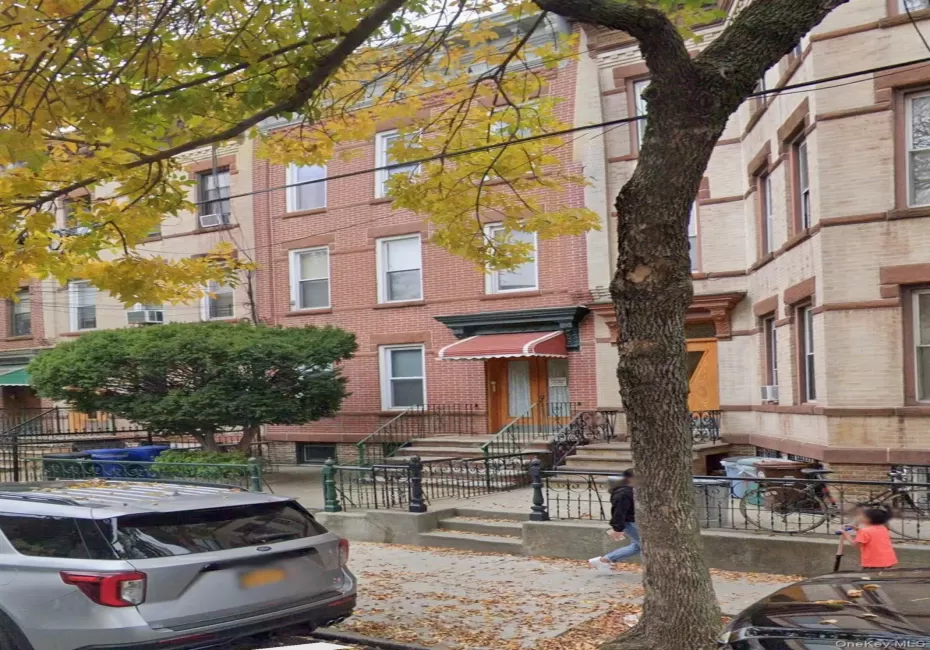 1737 Grove Street, New York, NY, 3 Bedrooms Bedrooms, 6 Rooms Rooms,1 BathroomBathrooms,Residential Lease,For Rent,Grove,0,1020007 1737 Grove Street, New York, NY, 3 Bedrooms Bedrooms, 6 Rooms Rooms,1 BathroomBathrooms,Residential Lease,For Rent,Grove,0,1020007