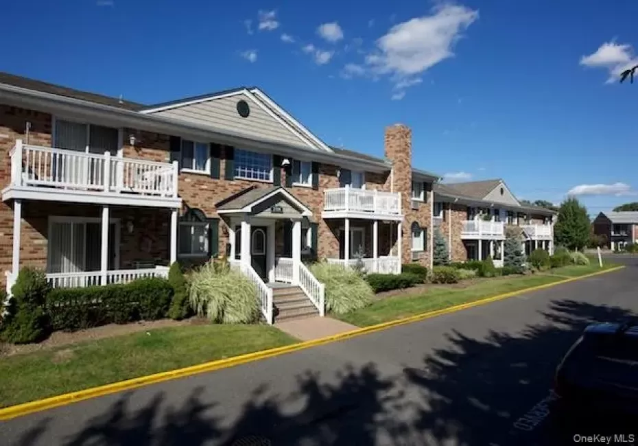 216 Lakeland Avenue, Islip, NY, 1 Bedroom Bedrooms, 4 Rooms Rooms,1 BathroomBathrooms,Residential Lease,For Rent,Lakeland,0,1020059 216 Lakeland Avenue, Islip, NY, 1 Bedroom Bedrooms, 4 Rooms Rooms,1 BathroomBathrooms,Residential Lease,For Rent,Lakeland,0,1020059