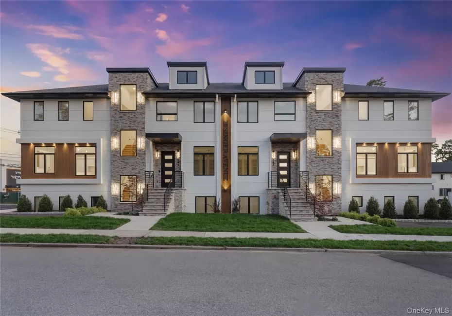 20 Singer Avenue, Ramapo, NY, 9 Bedrooms Bedrooms, 16 Rooms Rooms,5 BathroomsBathrooms,Residential,For Rent,Singer,0,1020043 20 Singer Avenue, Ramapo, NY, 9 Bedrooms Bedrooms, 16 Rooms Rooms,5 BathroomsBathrooms,Residential,For Rent,Singer,0,1020043