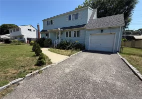 30 Eastwood Boulevard, Brookhaven, NY, 4 Bedrooms Bedrooms, 8 Rooms Rooms,2 BathroomsBathrooms,Residential,For Rent,Eastwood,0,968874 30 Eastwood Boulevard, Brookhaven, NY, 4 Bedrooms Bedrooms, 8 Rooms Rooms,2 BathroomsBathrooms,Residential,For Rent,Eastwood,0,968874