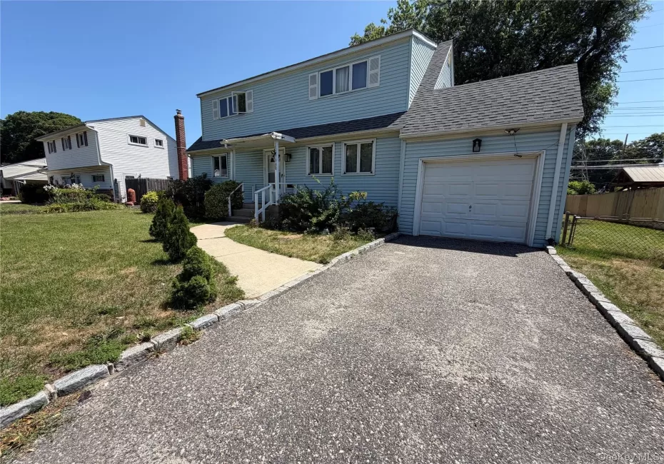 30 Eastwood Boulevard, Brookhaven, NY, 4 Bedrooms Bedrooms, 8 Rooms Rooms,2 BathroomsBathrooms,Residential,For Rent,Eastwood,0,968874 30 Eastwood Boulevard, Brookhaven, NY, 4 Bedrooms Bedrooms, 8 Rooms Rooms,2 BathroomsBathrooms,Residential,For Rent,Eastwood,0,968874