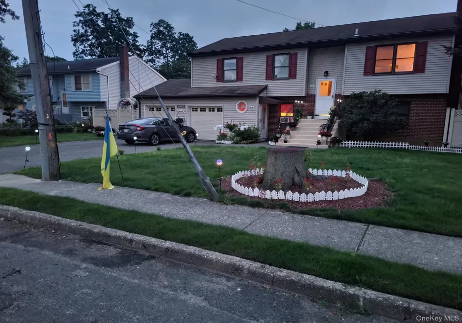 4 Walnut Street, Islip, NY, 1 Bedroom Bedrooms, 3 Rooms Rooms,1 BathroomBathrooms,Residential Lease,For Rent,Walnut,0,1001399 4 Walnut Street, Islip, NY, 1 Bedroom Bedrooms, 3 Rooms Rooms,1 BathroomBathrooms,Residential Lease,For Rent,Walnut,0,1001399