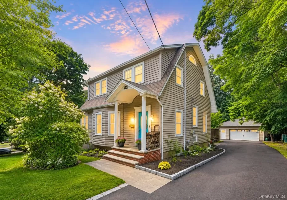 22 Grandview Avenue, Ramapo, NY, 3 Bedrooms Bedrooms, 7 Rooms Rooms,1 BathroomBathrooms,Residential,For Rent,Grandview,0,1011788 22 Grandview Avenue, Ramapo, NY, 3 Bedrooms Bedrooms, 7 Rooms Rooms,1 BathroomBathrooms,Residential,For Rent,Grandview,0,1011788