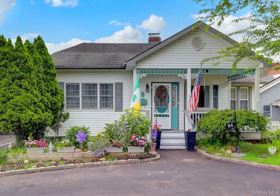 Welcome to 64 Hamilton Ave Amityville Welcome to 64 Hamilton Ave Amityville