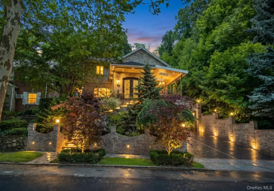 180-15 Aberdeen Road, New York, NY, 5 Bedrooms Bedrooms, 12 Rooms Rooms,3 BathroomsBathrooms,Residential,For Rent,Aberdeen,0,1015092 180-15 Aberdeen Road, New York, NY, 5 Bedrooms Bedrooms, 12 Rooms Rooms,3 BathroomsBathrooms,Residential,For Rent,Aberdeen,0,1015092