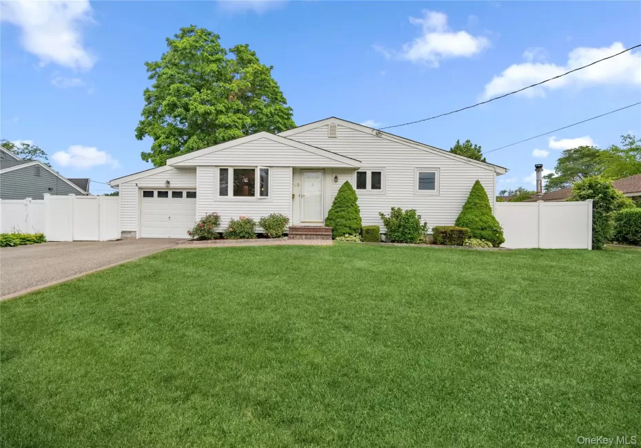 90 14th Street, Babylon, NY, 3 Bedrooms Bedrooms, 7 Rooms Rooms,1 BathroomBathrooms,Residential,For Rent,14th,0,1013096 90 14th Street, Babylon, NY, 3 Bedrooms Bedrooms, 7 Rooms Rooms,1 BathroomBathrooms,Residential,For Rent,14th,0,1013096
