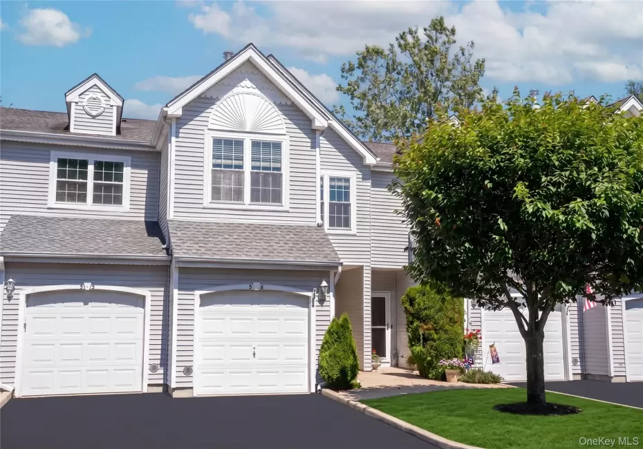 56 Leeward Court, Brookhaven, NY, 2 Bedrooms Bedrooms, 5 Rooms Rooms,2 BathroomsBathrooms,Residential,For Rent,Leeward,0,1019153 56 Leeward Court, Brookhaven, NY, 2 Bedrooms Bedrooms, 5 Rooms Rooms,2 BathroomsBathrooms,Residential,For Rent,Leeward,0,1019153