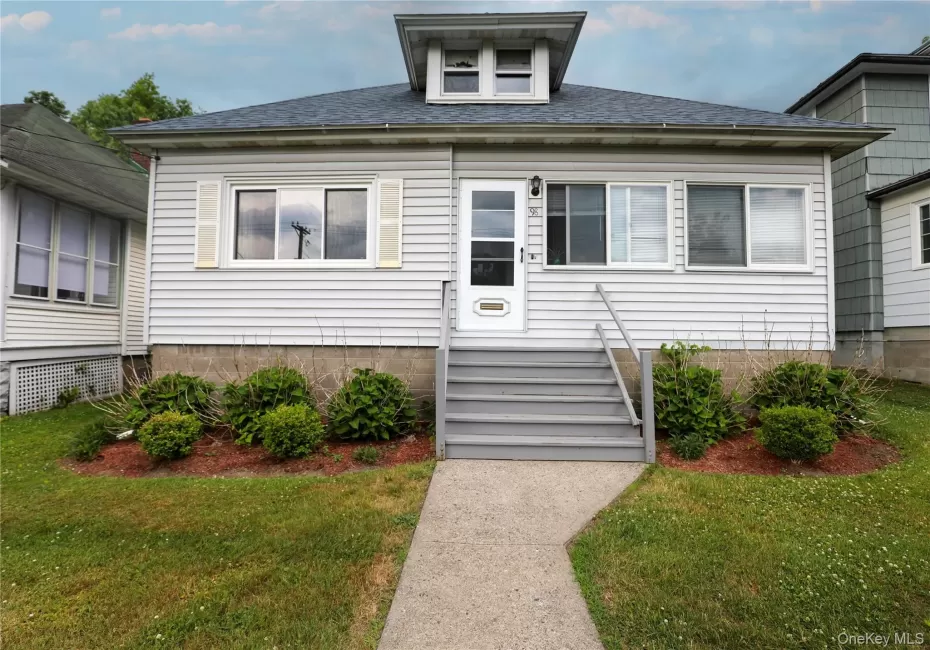 98 Hurley Avenue, Kingston, NY, 2 Bedrooms Bedrooms, 6 Rooms Rooms,1 BathroomBathrooms,Residential Lease,For Rent,Hurley,0,1019787 98 Hurley Avenue, Kingston, NY, 2 Bedrooms Bedrooms, 6 Rooms Rooms,1 BathroomBathrooms,Residential Lease,For Rent,Hurley,0,1019787