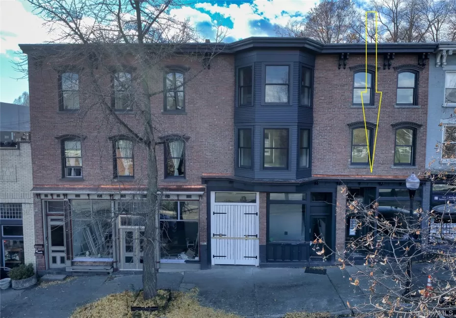 85 Broadway, Kingston, NY, 2 Bedrooms Bedrooms, 4 Rooms Rooms,1 BathroomBathrooms,Residential Lease,For Rent,Broadway,0,1020255 85 Broadway, Kingston, NY, 2 Bedrooms Bedrooms, 4 Rooms Rooms,1 BathroomBathrooms,Residential Lease,For Rent,Broadway,0,1020255