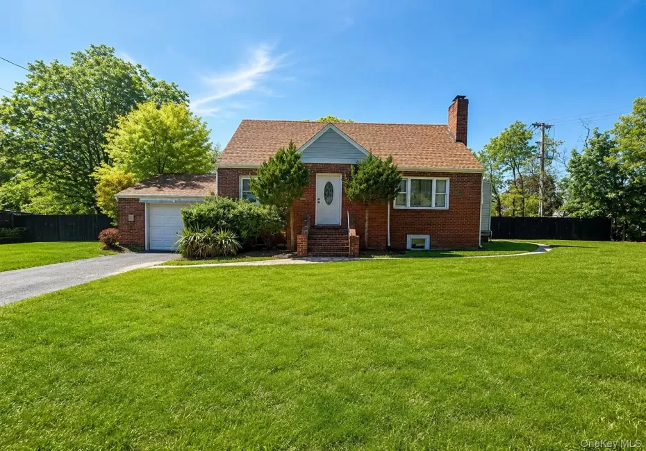 52 Hoffman Lane, Islip, NY, 3 Bedrooms Bedrooms, 7 Rooms Rooms,1 BathroomBathrooms,Residential Lease,For Rent,Hoffman,0,1020392 52 Hoffman Lane, Islip, NY, 3 Bedrooms Bedrooms, 7 Rooms Rooms,1 BathroomBathrooms,Residential Lease,For Rent,Hoffman,0,1020392