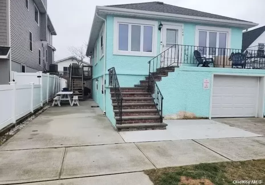549 Fulton Street, Long Beach, NY, 1 Bedroom Bedrooms, 4 Rooms Rooms,1 BathroomBathrooms,Residential Lease,For Rent,Fulton,0,1019985 549 Fulton Street, Long Beach, NY, 1 Bedroom Bedrooms, 4 Rooms Rooms,1 BathroomBathrooms,Residential Lease,For Rent,Fulton,0,1019985