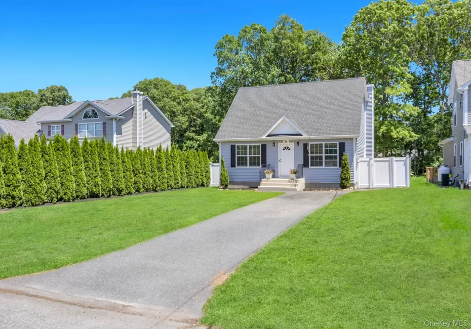 5 The Green, Brookhaven, NY, 3 Bedrooms Bedrooms, 7 Rooms Rooms,2 BathroomsBathrooms,Residential,For Rent,The,0,1019996 5 The Green, Brookhaven, NY, 3 Bedrooms Bedrooms, 7 Rooms Rooms,2 BathroomsBathrooms,Residential,For Rent,The,0,1019996