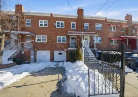 4158 Baychester Avenue, New York, NY, 3 Bedrooms Bedrooms, 8 Rooms Rooms,2 BathroomsBathrooms,Residential,For Rent,Baychester,0,958454 4158 Baychester Avenue, New York, NY, 3 Bedrooms Bedrooms, 8 Rooms Rooms,2 BathroomsBathrooms,Residential,For Rent,Baychester,0,958454