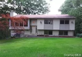 41 Serpi Road, Woodbury, NY, 5 Bedrooms Bedrooms, 9 Rooms Rooms,2 BathroomsBathrooms,Residential,For Rent,Serpi,0,976052 41 Serpi Road, Woodbury, NY, 5 Bedrooms Bedrooms, 9 Rooms Rooms,2 BathroomsBathrooms,Residential,For Rent,Serpi,0,976052