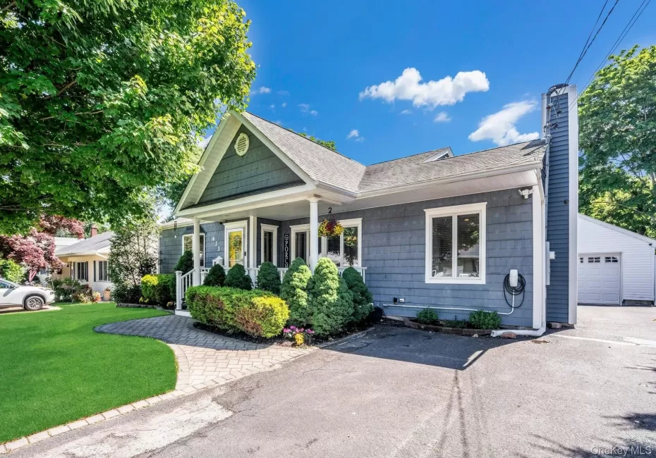 433 Hillside Avenue, Islip, NY, 4 Bedrooms Bedrooms, 13 Rooms Rooms,3 BathroomsBathrooms,Residential,For Rent,Hillside,0,1012951 433 Hillside Avenue, Islip, NY, 4 Bedrooms Bedrooms, 13 Rooms Rooms,3 BathroomsBathrooms,Residential,For Rent,Hillside,0,1012951