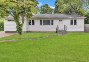 39 3rd Avenue, North Hempstead, NY, 3 Bedrooms Bedrooms, 6 Rooms Rooms,1 BathroomBathrooms,Residential,For Rent,3rd,0,1018370 39 3rd Avenue, North Hempstead, NY, 3 Bedrooms Bedrooms, 6 Rooms Rooms,1 BathroomBathrooms,Residential,For Rent,3rd,0,1018370