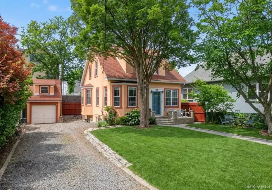 469 Minnieford Avenue, New York, NY, 3 Bedrooms Bedrooms, 5 Rooms Rooms,2 BathroomsBathrooms,Residential,For Rent,Minnieford,0,1020571 469 Minnieford Avenue, New York, NY, 3 Bedrooms Bedrooms, 5 Rooms Rooms,2 BathroomsBathrooms,Residential,For Rent,Minnieford,0,1020571