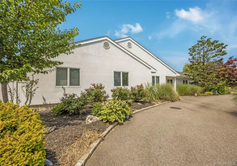 6 Twilight Court, Huntington, NY, 5 Bedrooms Bedrooms, 12 Rooms Rooms,3 BathroomsBathrooms,Residential,For Rent,Twilight,0,1019611 6 Twilight Court, Huntington, NY, 5 Bedrooms Bedrooms, 12 Rooms Rooms,3 BathroomsBathrooms,Residential,For Rent,Twilight,0,1019611