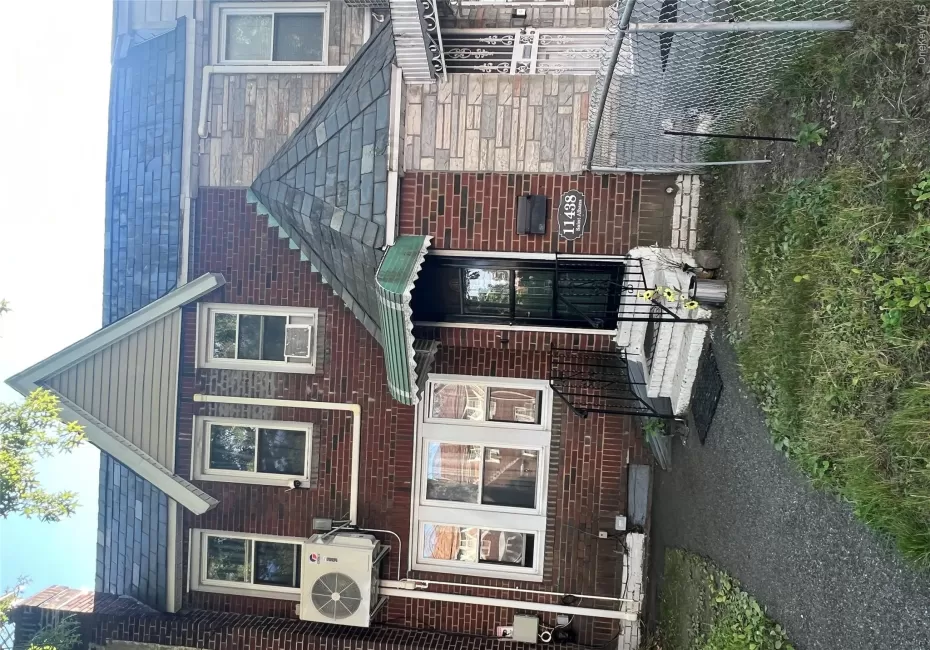 11438 198th Street, New York, NY, 3 Bedrooms Bedrooms, 7 Rooms Rooms,2 BathroomsBathrooms,Residential,For Rent,198th,0,1020569 11438 198th Street, New York, NY, 3 Bedrooms Bedrooms, 7 Rooms Rooms,2 BathroomsBathrooms,Residential,For Rent,198th,0,1020569