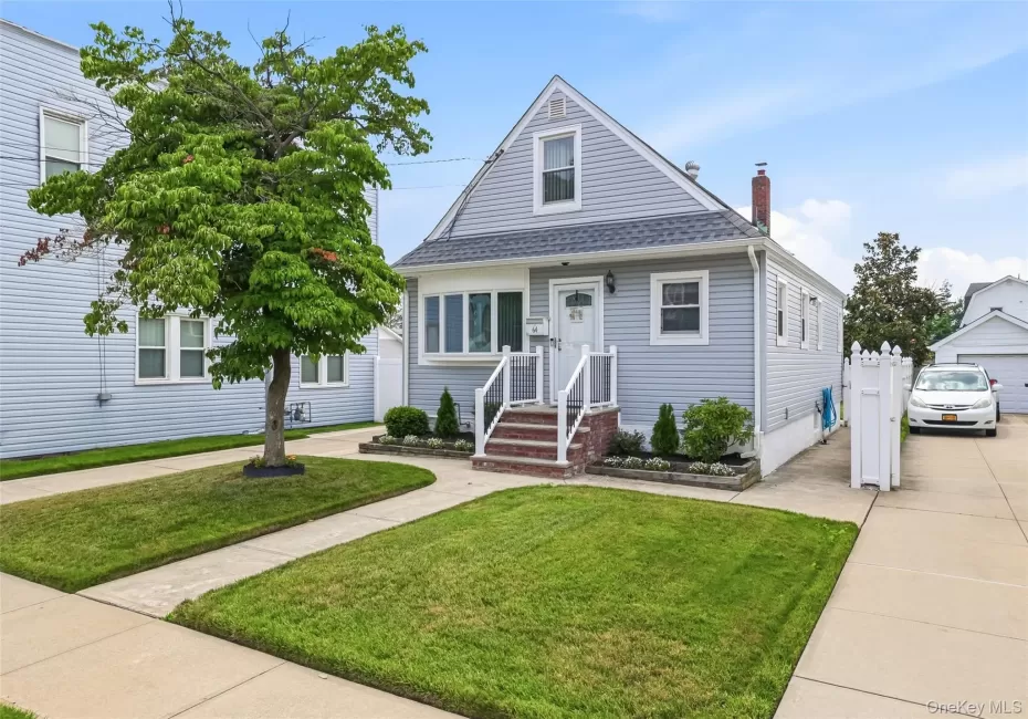 64 Lehrer Avenue, Hempstead, NY, 4 Bedrooms Bedrooms, 6 Rooms Rooms,1 BathroomBathrooms,Residential,For Rent,Lehrer,0,1019565 64 Lehrer Avenue, Hempstead, NY, 4 Bedrooms Bedrooms, 6 Rooms Rooms,1 BathroomBathrooms,Residential,For Rent,Lehrer,0,1019565