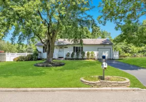 9 Daniel Court, Brookhaven, NY, 3 Bedrooms Bedrooms, 5 Rooms Rooms,2 BathroomsBathrooms,Residential,For Rent,Daniel,0,1017367 9 Daniel Court, Brookhaven, NY, 3 Bedrooms Bedrooms, 5 Rooms Rooms,2 BathroomsBathrooms,Residential,For Rent,Daniel,0,1017367