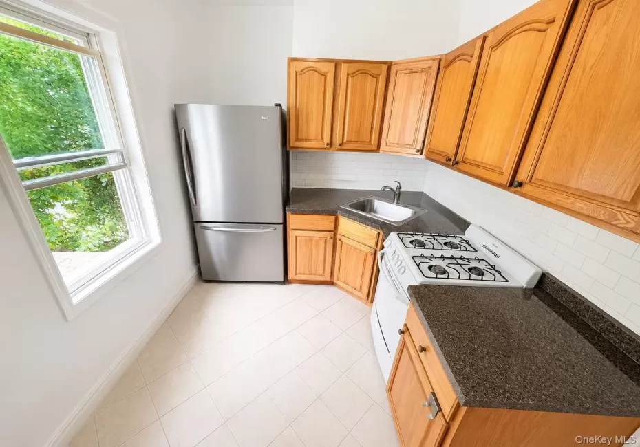 7605 85th Drive, New York, NY, 2 Bedrooms Bedrooms, 5 Rooms Rooms,1 BathroomBathrooms,Residential Lease,For Rent,85th,0,1020708 7605 85th Drive, New York, NY, 2 Bedrooms Bedrooms, 5 Rooms Rooms,1 BathroomBathrooms,Residential Lease,For Rent,85th,0,1020708