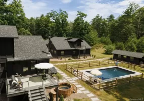 130 Cedar Drive, Rochester, NY, 7 Bedrooms Bedrooms, 16 Rooms Rooms,4 BathroomsBathrooms,Residential,For Rent,Cedar,0,1018352 130 Cedar Drive, Rochester, NY, 7 Bedrooms Bedrooms, 16 Rooms Rooms,4 BathroomsBathrooms,Residential,For Rent,Cedar,0,1018352
