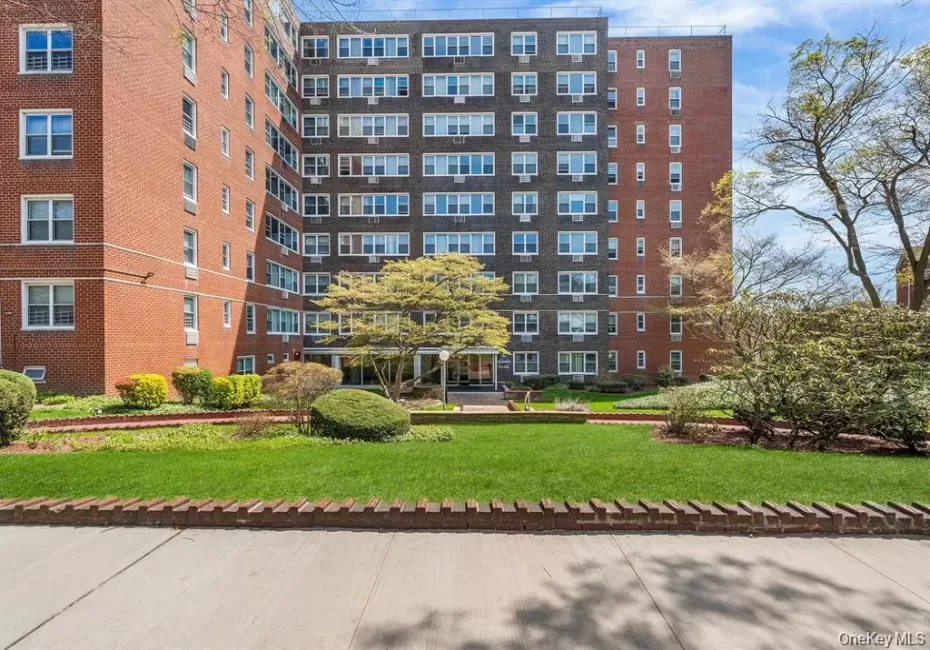 16420 Highland Avenue, New York, NY, 2 Bedrooms Bedrooms, 7 Rooms Rooms,2 BathroomsBathrooms,Residential Lease,For Rent,Highland,0,1020743 16420 Highland Avenue, New York, NY, 2 Bedrooms Bedrooms, 7 Rooms Rooms,2 BathroomsBathrooms,Residential Lease,For Rent,Highland,0,1020743