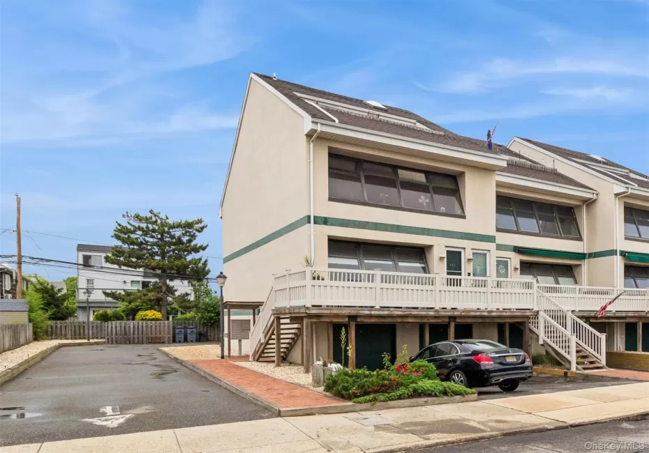 545A Broadway, Long Beach, NY, 2 Bedrooms Bedrooms, 5 Rooms Rooms,1 BathroomBathrooms,Residential,For Rent,Broadway,0,1016613 545A Broadway, Long Beach, NY, 2 Bedrooms Bedrooms, 5 Rooms Rooms,1 BathroomBathrooms,Residential,For Rent,Broadway,0,1016613