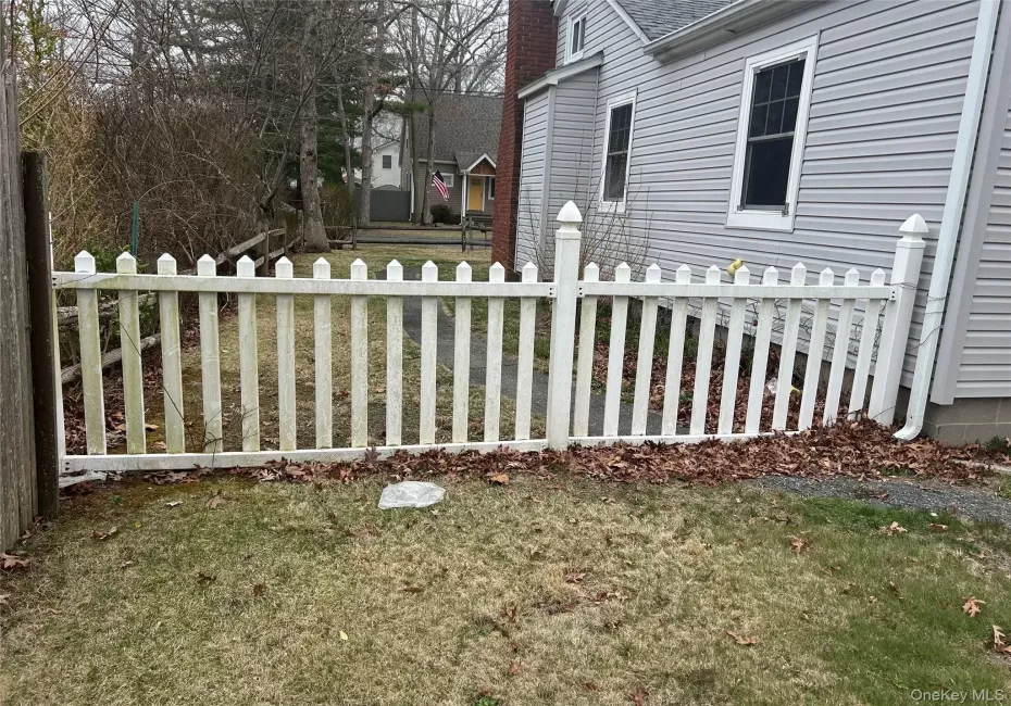 215 Dahlia Drive, Brookhaven, NY, 4 Bedrooms Bedrooms, 7 Rooms Rooms,1 BathroomBathrooms,Residential Lease,For Rent,Dahlia,0,1020713 215 Dahlia Drive, Brookhaven, NY, 4 Bedrooms Bedrooms, 7 Rooms Rooms,1 BathroomBathrooms,Residential Lease,For Rent,Dahlia,0,1020713