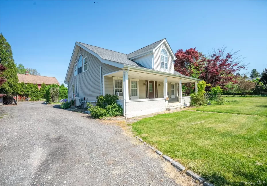 24435 Main Road, Southold, NY, 4 Bedrooms Bedrooms, 7 Rooms Rooms,2 BathroomsBathrooms,Residential Lease,For Rent,Main,0,1017239 24435 Main Road, Southold, NY, 4 Bedrooms Bedrooms, 7 Rooms Rooms,2 BathroomsBathrooms,Residential Lease,For Rent,Main,0,1017239