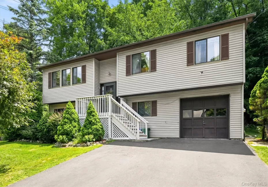 11 Glen Road, Ramapo, NY, 4 Bedrooms Bedrooms, 9 Rooms Rooms,2 BathroomsBathrooms,Residential,For Rent,Glen,0,1020547 11 Glen Road, Ramapo, NY, 4 Bedrooms Bedrooms, 9 Rooms Rooms,2 BathroomsBathrooms,Residential,For Rent,Glen,0,1020547