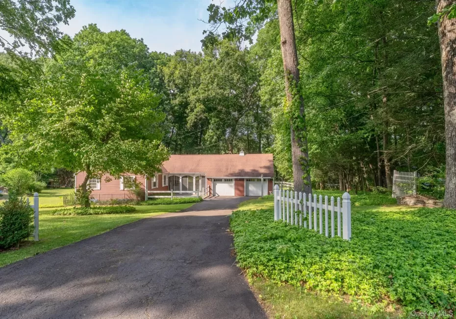 8 Carroll Street, Rosendale, NY, 3 Bedrooms Bedrooms, 6 Rooms Rooms,1 BathroomBathrooms,Residential,For Rent,Carroll,0,1020354 8 Carroll Street, Rosendale, NY, 3 Bedrooms Bedrooms, 6 Rooms Rooms,1 BathroomBathrooms,Residential,For Rent,Carroll,0,1020354