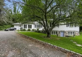 6 Jackson Road, North Castle, NY, 3 Bedrooms Bedrooms, 11 Rooms Rooms,2 BathroomsBathrooms,Residential Lease,For Rent,Jackson,0,1019970 6 Jackson Road, North Castle, NY, 3 Bedrooms Bedrooms, 11 Rooms Rooms,2 BathroomsBathrooms,Residential Lease,For Rent,Jackson,0,1019970
