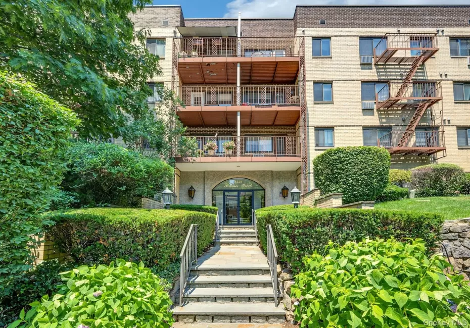2221 Palmer Avenue, New Rochelle, NY, 1 Room Rooms,1 BathroomBathrooms,Residential,For Rent,Palmer,0,1020380 2221 Palmer Avenue, New Rochelle, NY, 1 Room Rooms,1 BathroomBathrooms,Residential,For Rent,Palmer,0,1020380