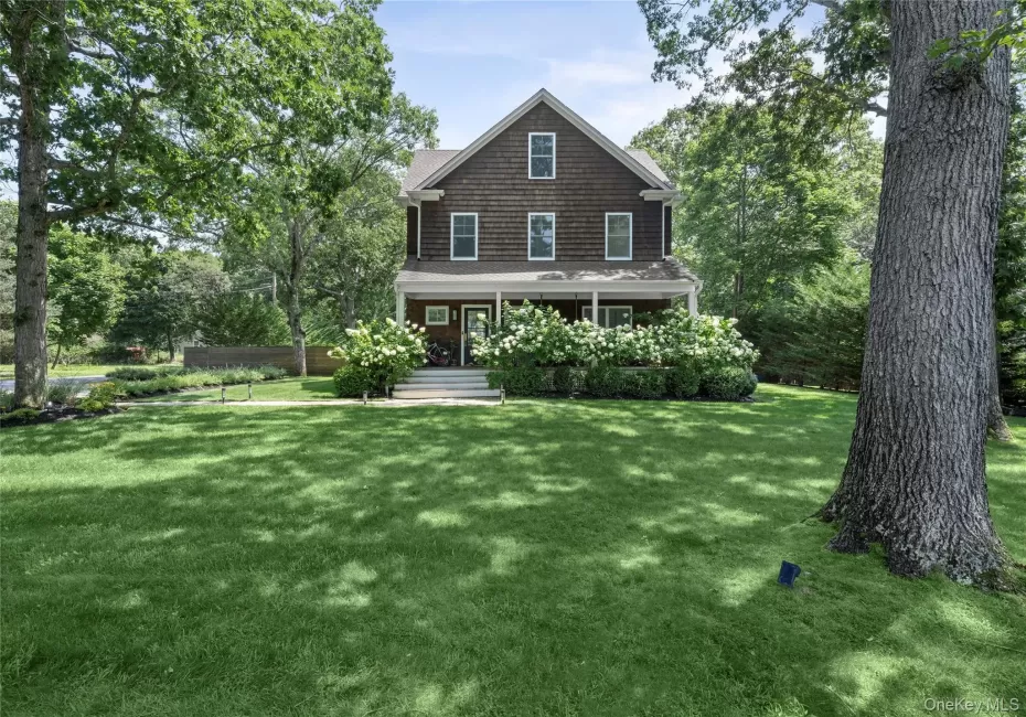 64 Hazelwood Avenue, Southampton, NY, 4 Bedrooms Bedrooms, 7 Rooms Rooms,3 BathroomsBathrooms,Residential,For Rent,Hazelwood,0,987034 64 Hazelwood Avenue, Southampton, NY, 4 Bedrooms Bedrooms, 7 Rooms Rooms,3 BathroomsBathrooms,Residential,For Rent,Hazelwood,0,987034